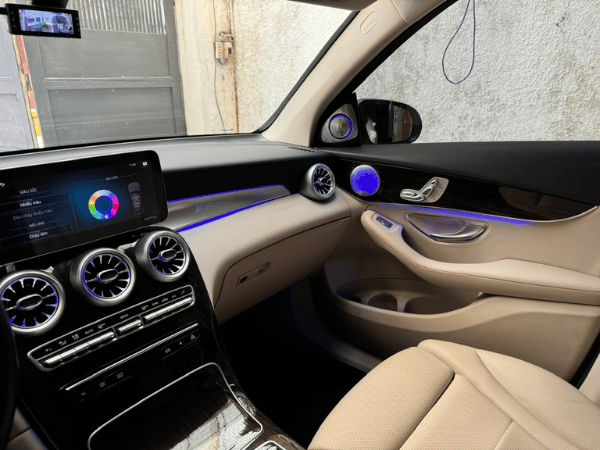 Lắp led nội thất ambient light ô tô tại BKautocar