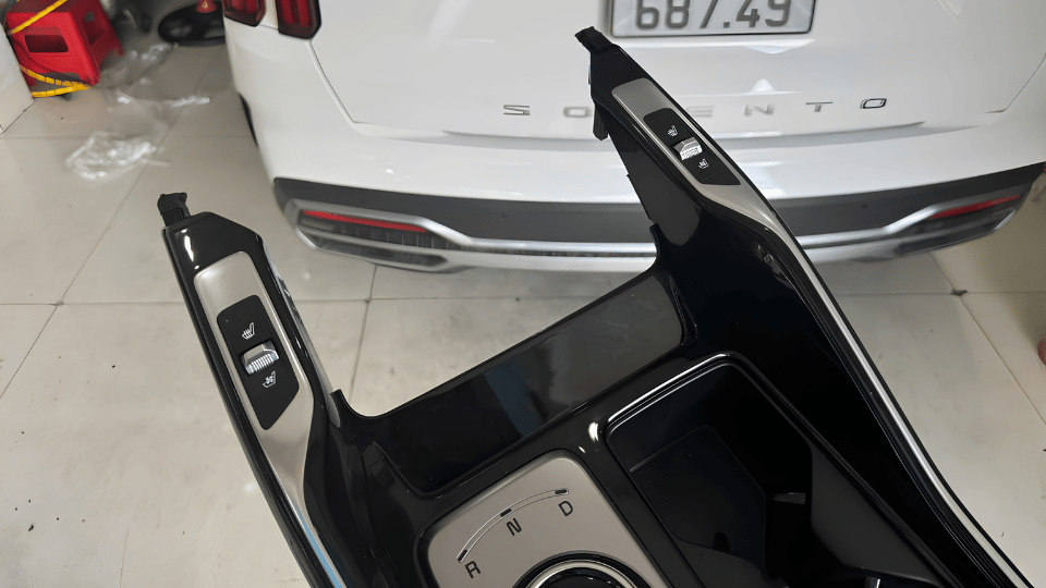 Công tắc quạt làm mát ghế Kia Sorento 3 cấp độ